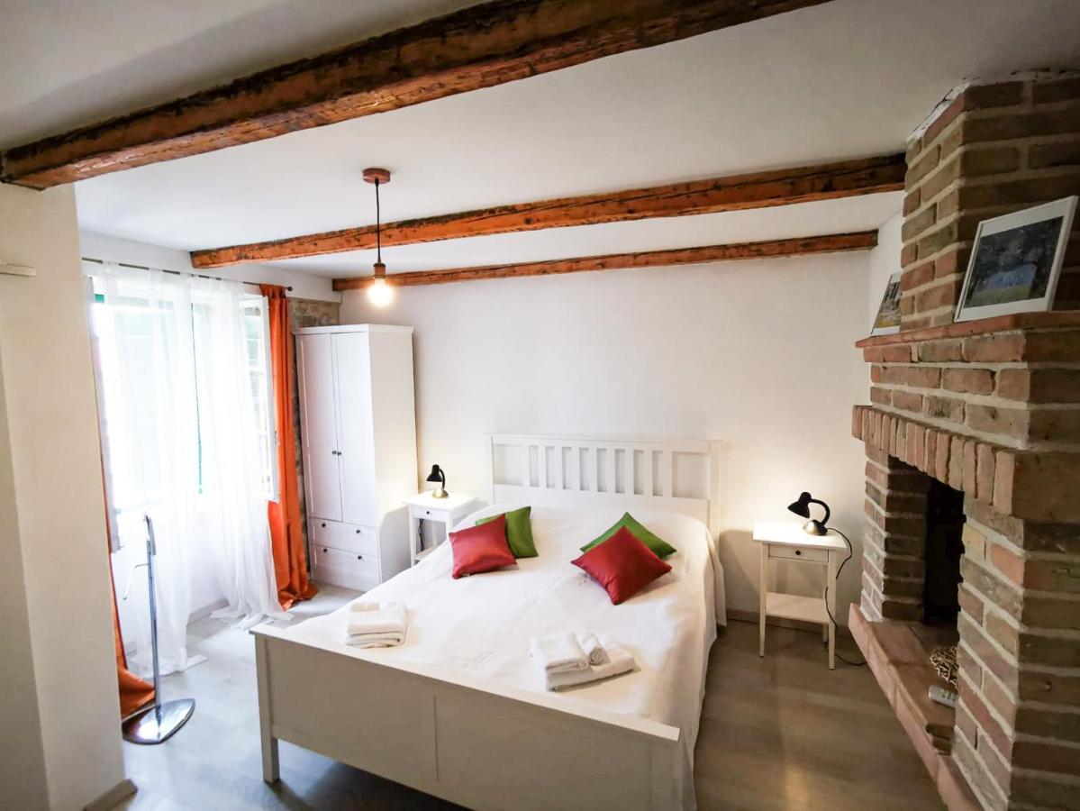 Val Comeza Hotel Komiža Buitenkant foto