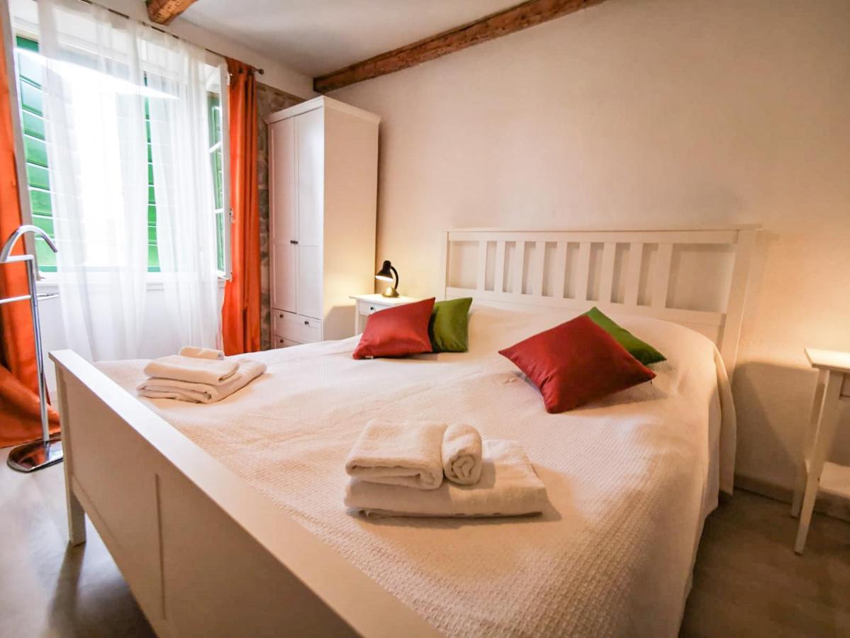 Val Comeza Hotel Komiža Buitenkant foto