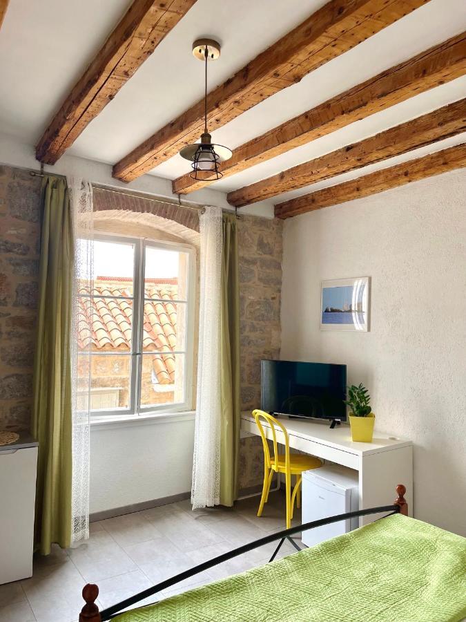 Val Comeza Hotel Komiža Buitenkant foto
