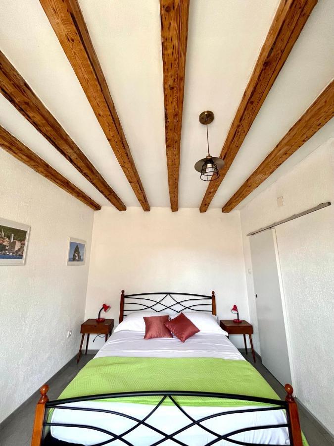 Val Comeza Hotel Komiža Buitenkant foto