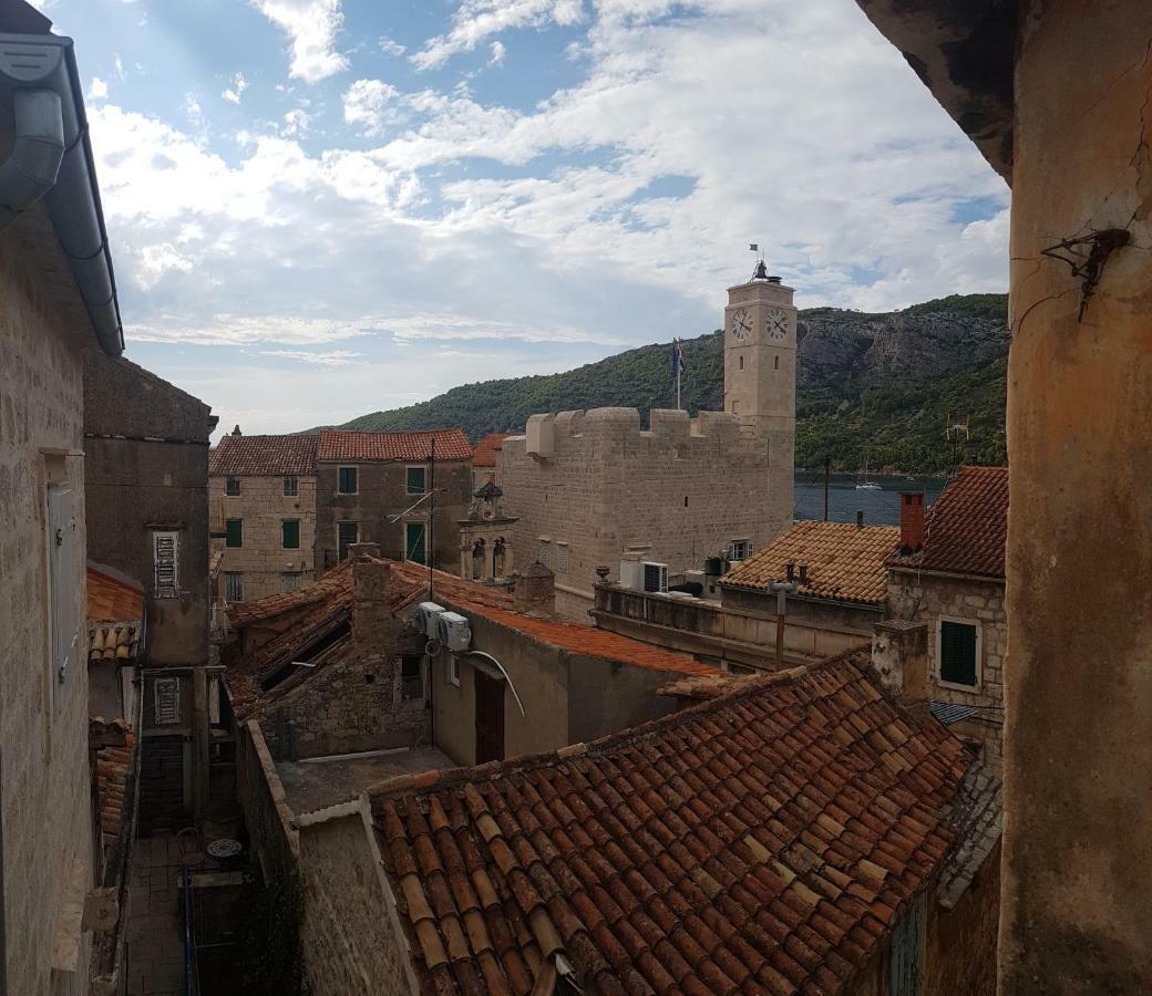 Val Comeza Hotel Komiža Buitenkant foto